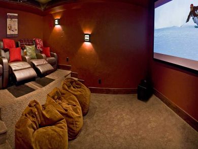 Five Bedroom Mountain View Rental Home in Steamboat Springs